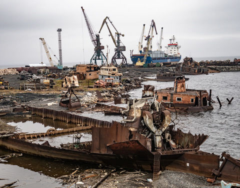 Рабочая группа по утилизации затонувших судов создана в Якутии