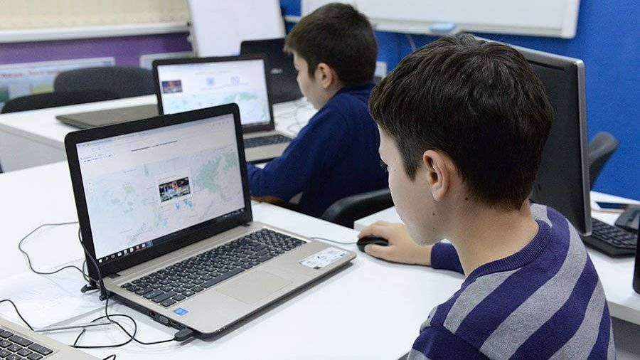 Более 300 школ и ссузов Якутии участвуют в цифровом проекте