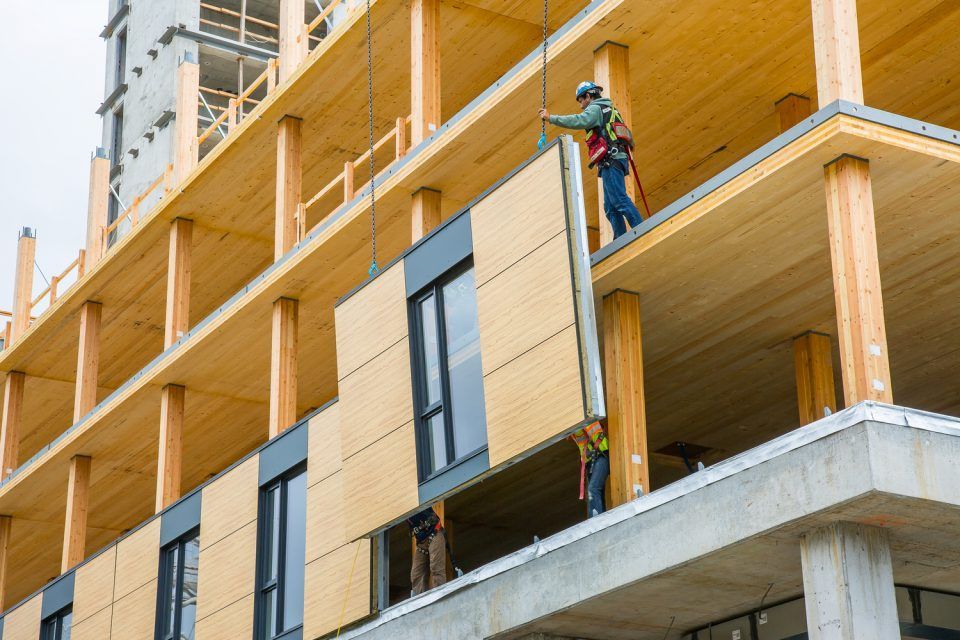 Строительство деревянных пятиэтажек разрешат в РФ с 2024 года
