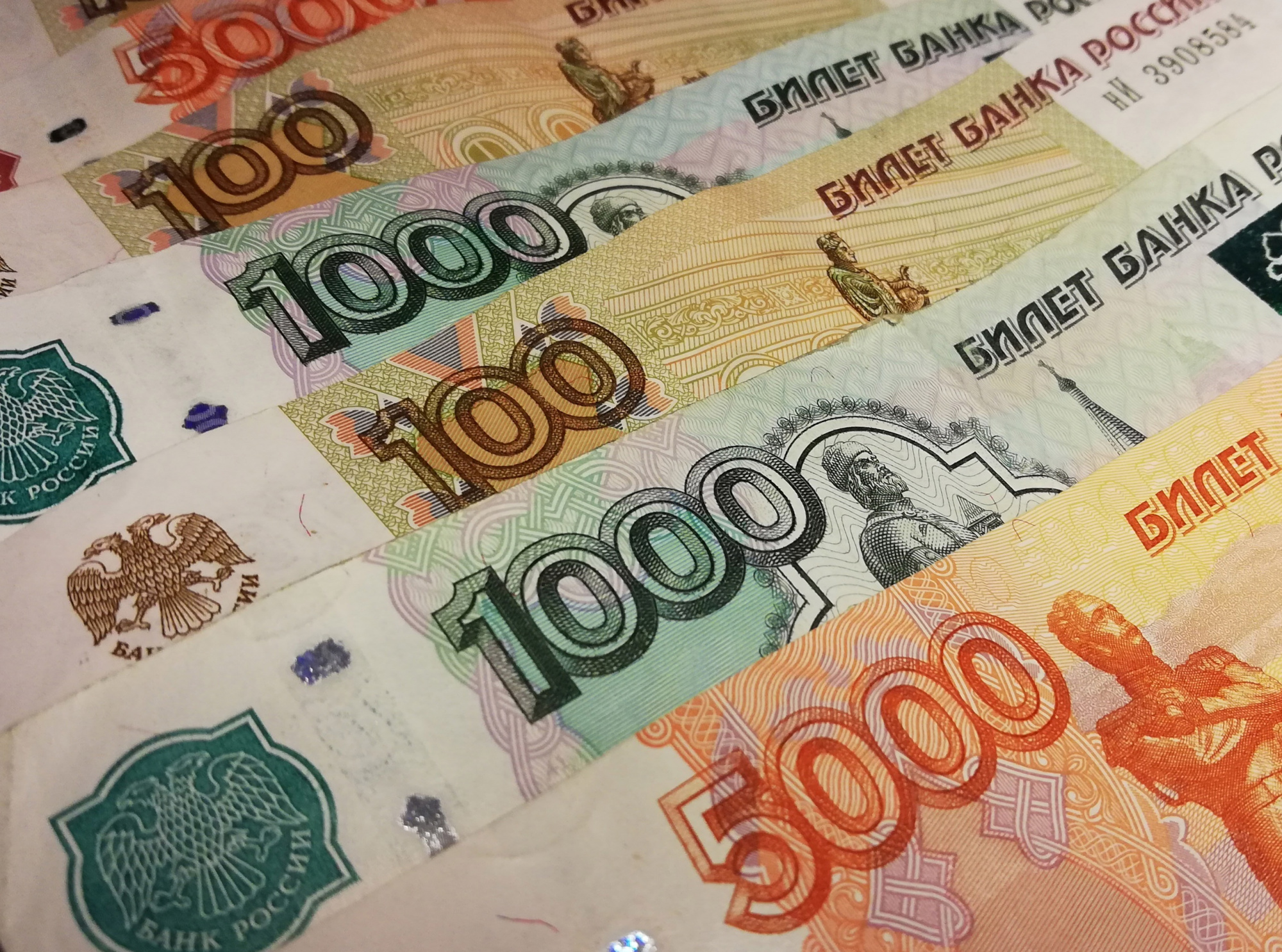 50 лучших представителей трудовых профессий получат 300 тыс рублей в Якутии