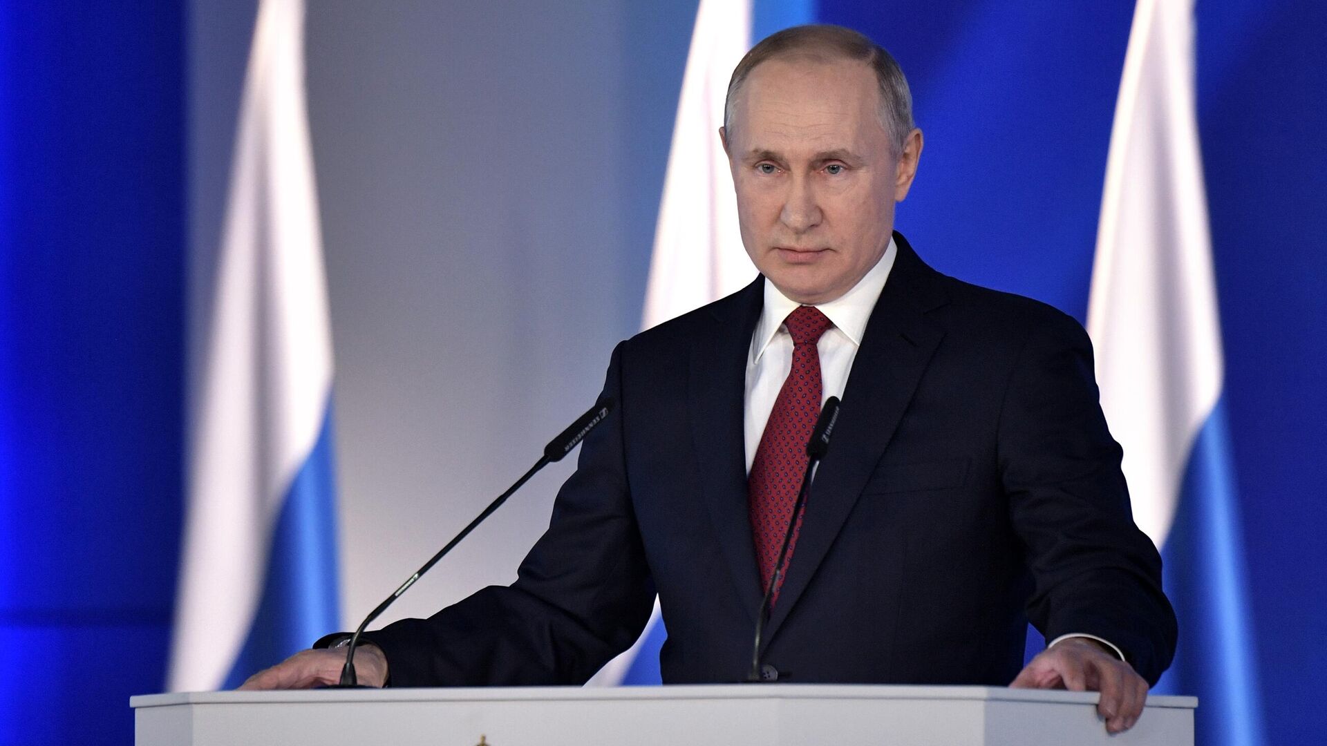 Путин предложил вернуться к традиционным срокам обучения в вузах РФ