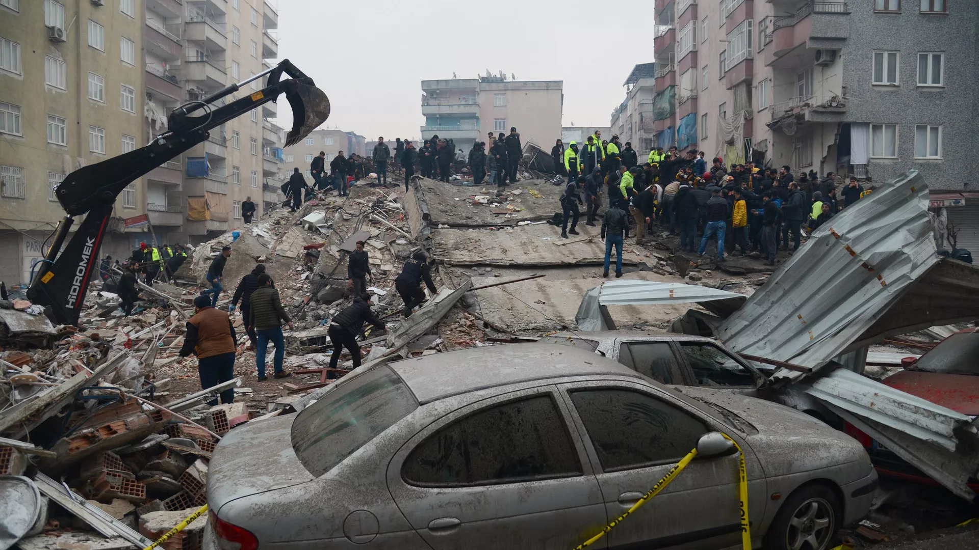 Более 6 тыс человек стали жертвами землетрясения в Турции
