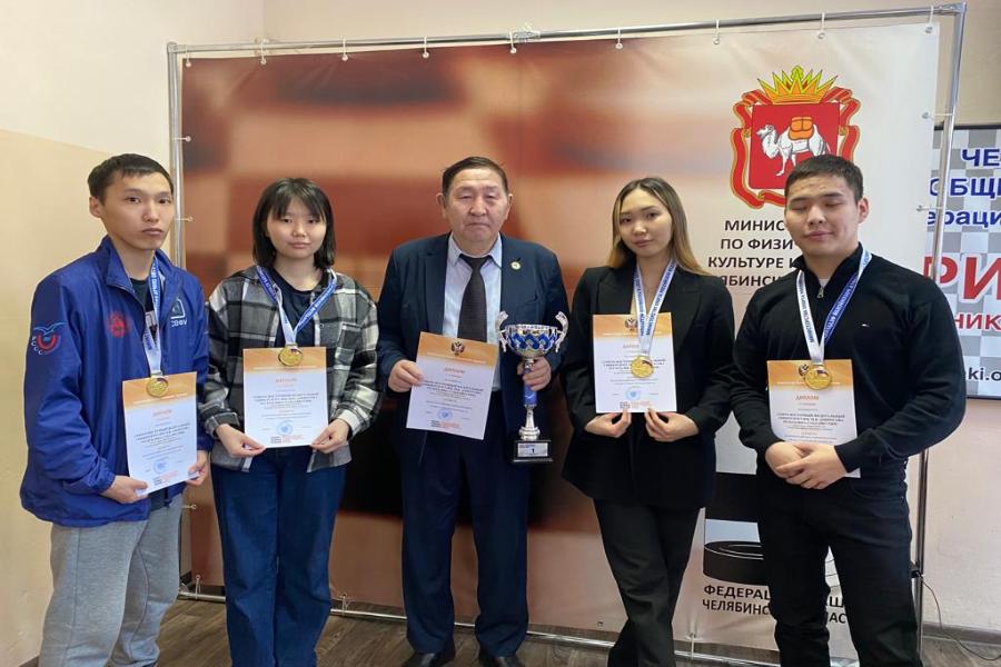 Команда шашистов СВФУ стала победителем Всероссийских соревнований среди студентов