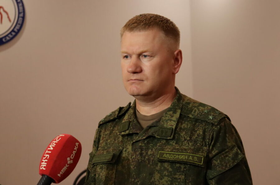 Военный комиссар Якутии ведет еженедельный прием граждан