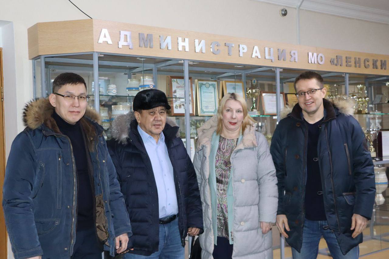 Правительственная группа Якутии прибыла в Ленский район для проведения отчета
