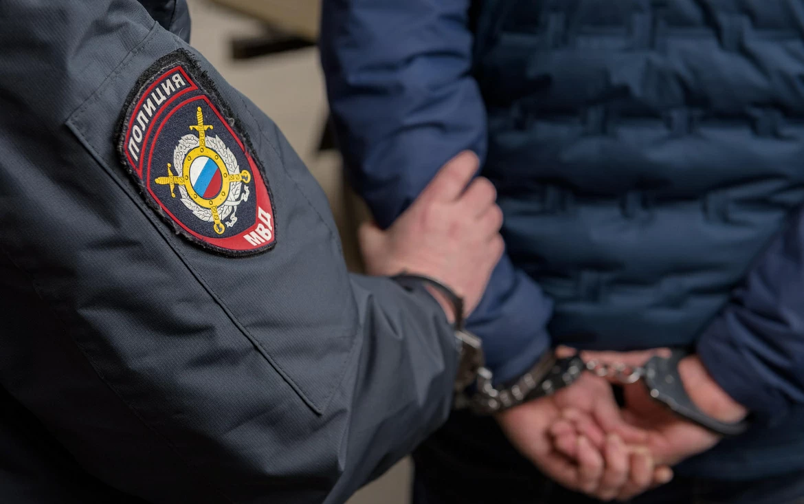 Уроженец якутского Мирного предстанет перед судом за хищение денег у 54 человек 