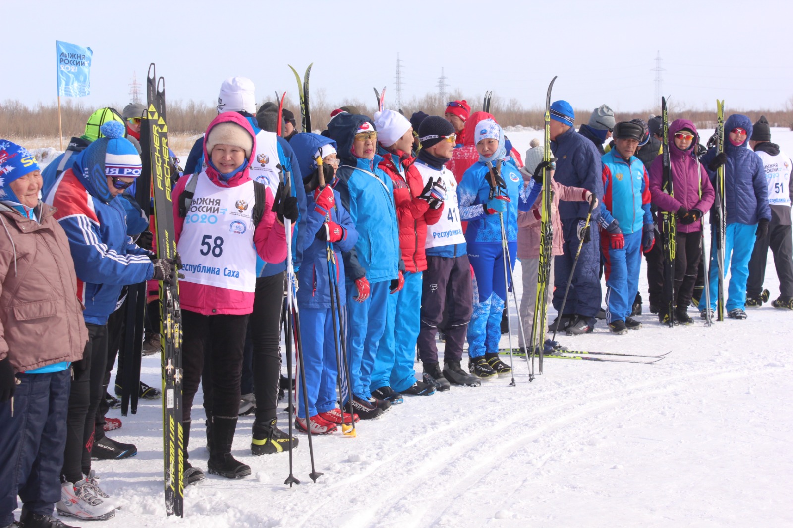 Свыше ста спортсменов-любителей участвуют в чемпионате Якутии по лыжным гонкам