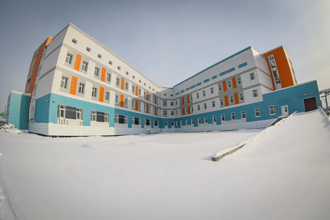 Строительная готовность онкоклинического центра в Якутске составляет 83,5%