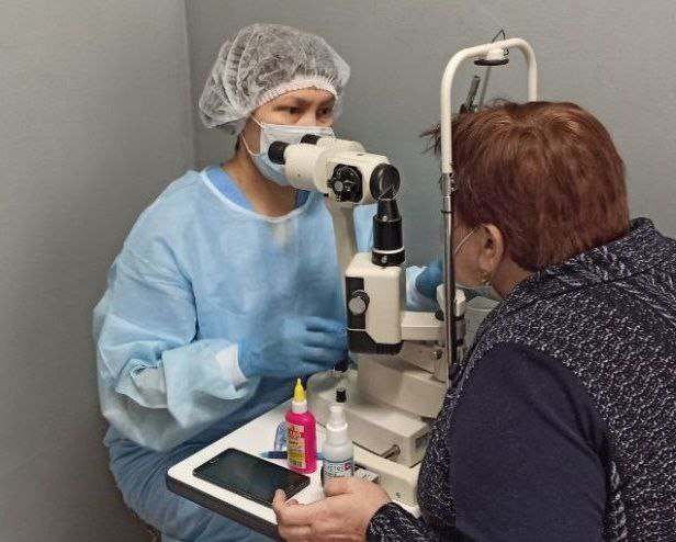 Хирурги-офтальмологи проведут операции в Мирнинском и вилюйской группе районов Якутии
