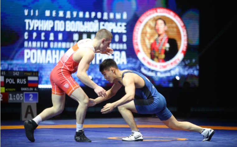 Международные соревнования по вольной и женской борьбе пройдут в Якутске
