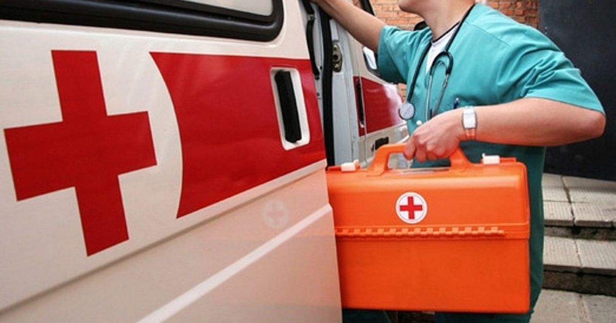 Бригада медиков из Якутска прибыла на помощь пострадавшим от выброса газа в Мирнинский район
