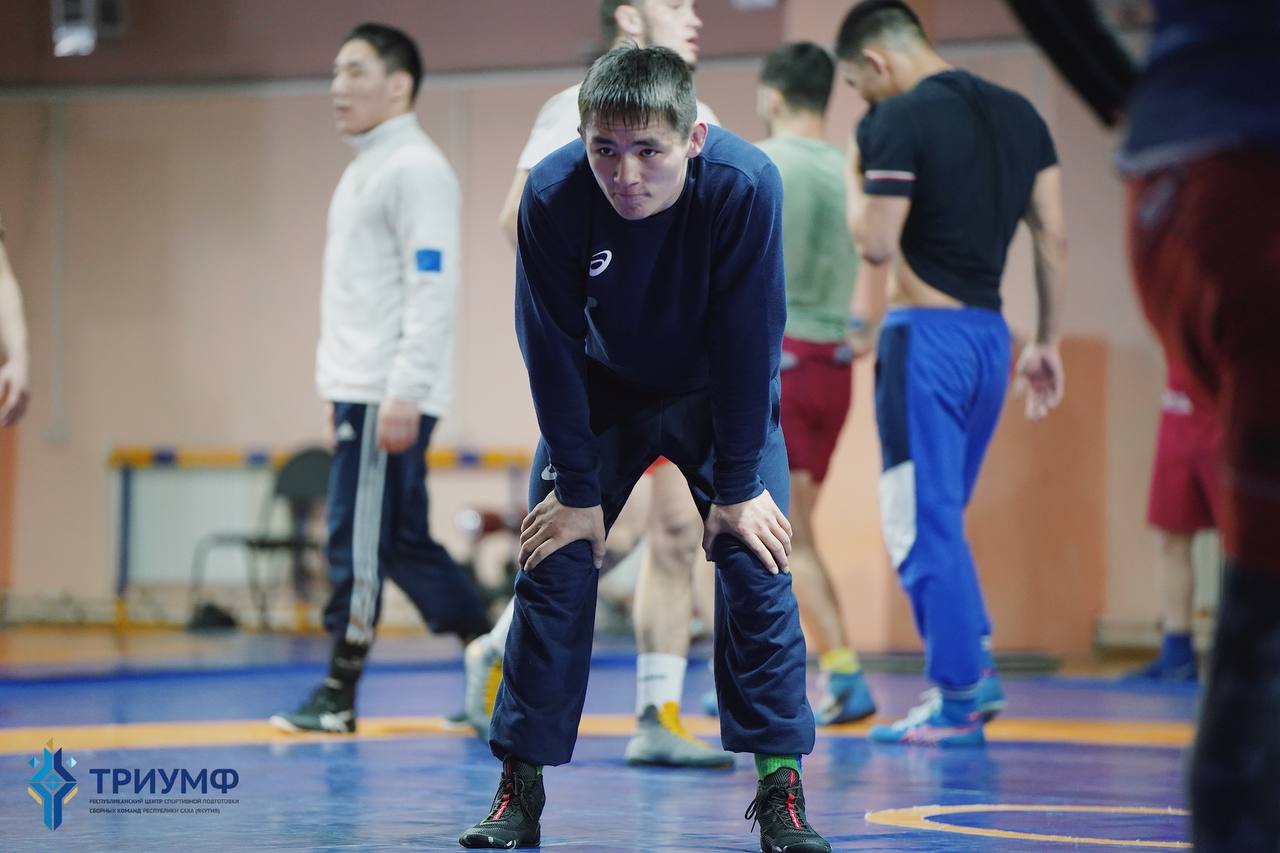 36 борцов представят Якутию на первенстве юниоров России