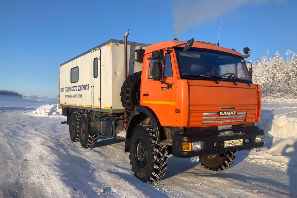 Грузоподъемность снизили до десяти тонн на участках дорог «Мома» и «Арктика» в Якутии