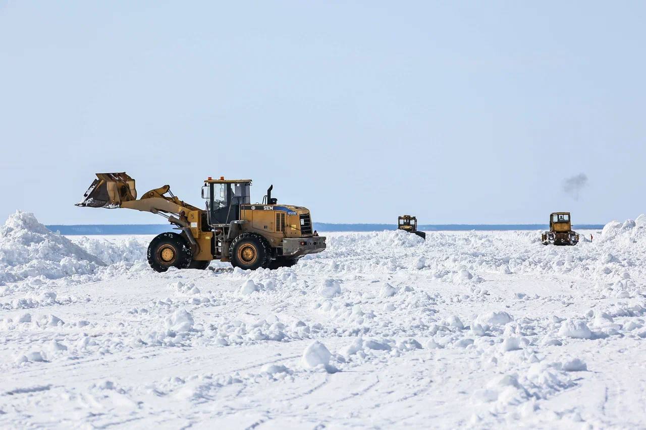 Работы по зачернению льда проведут на участке реки Лены в районе Табаги