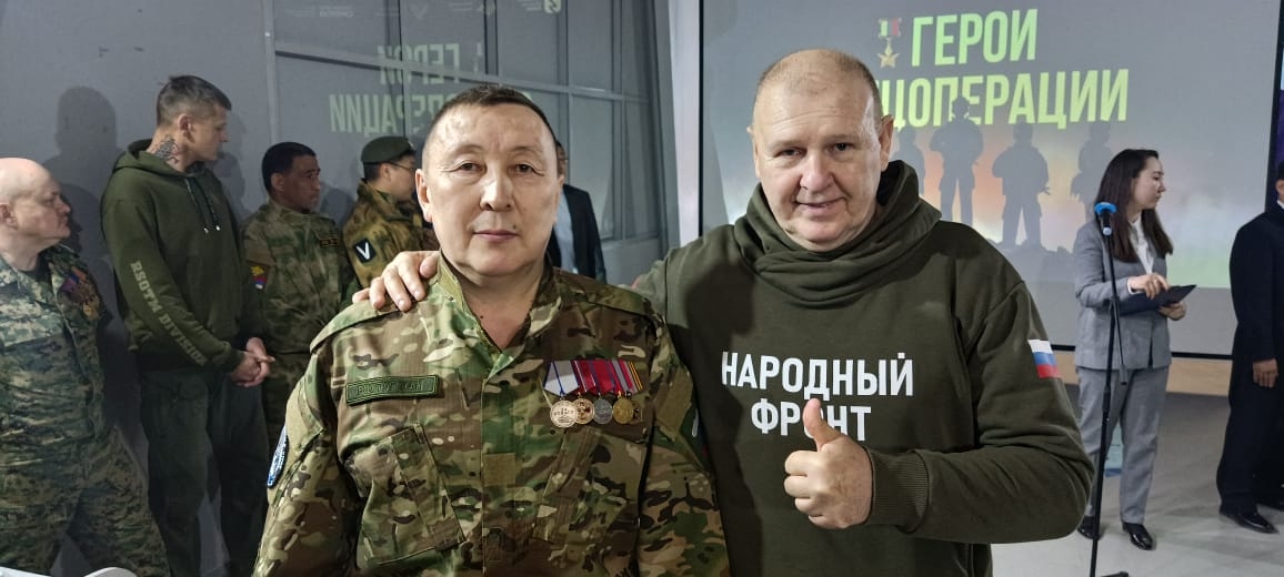Выставку «Герои спецоперации» открыли в Якутске в День республики