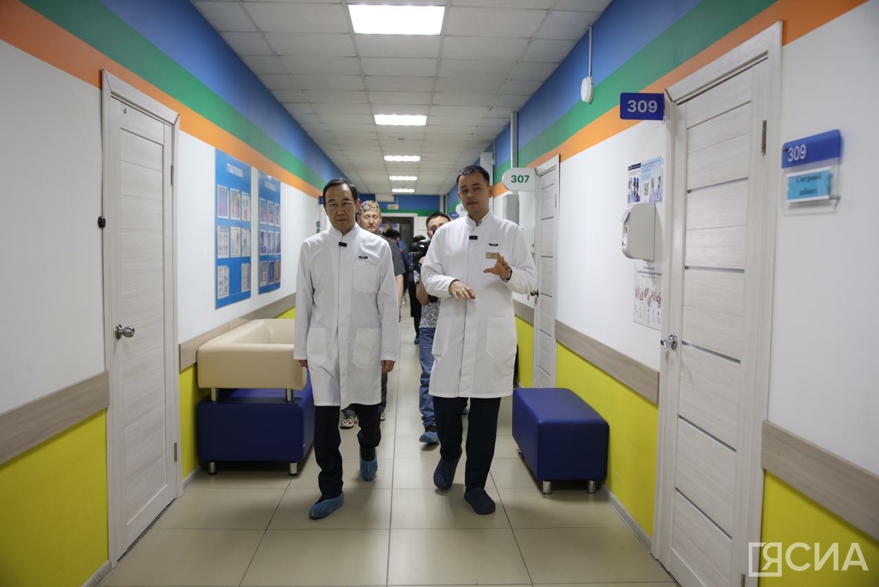 Иван Луцкан: Якутские офтальмологи продолжают совершенствовать оказание медицинской помощи