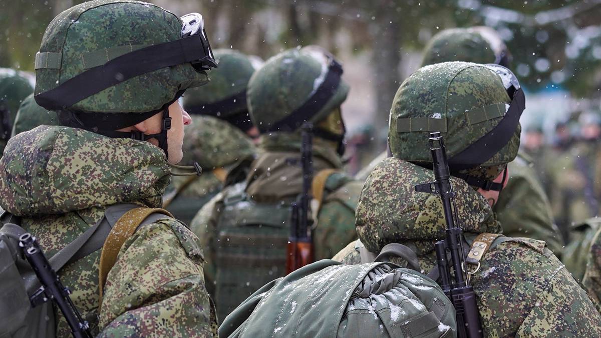 Более 500 тыс рублей единовременной выплаты получат военнослужащие по контракту