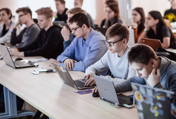 Якутских студентов-разработчиков будут обучать на отечественном движке