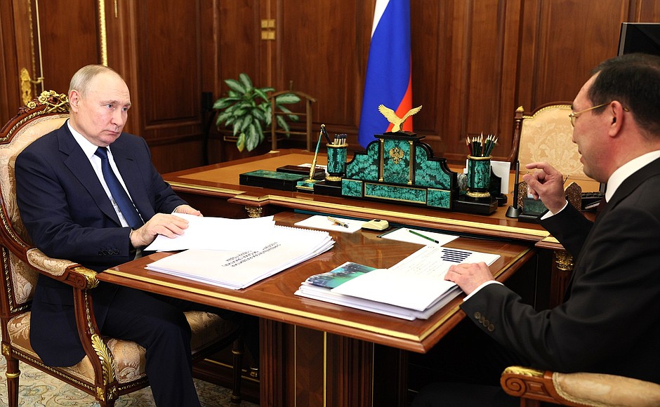Президент России поддержал выдвижение Айсена Николаева на выборы главы Якутии