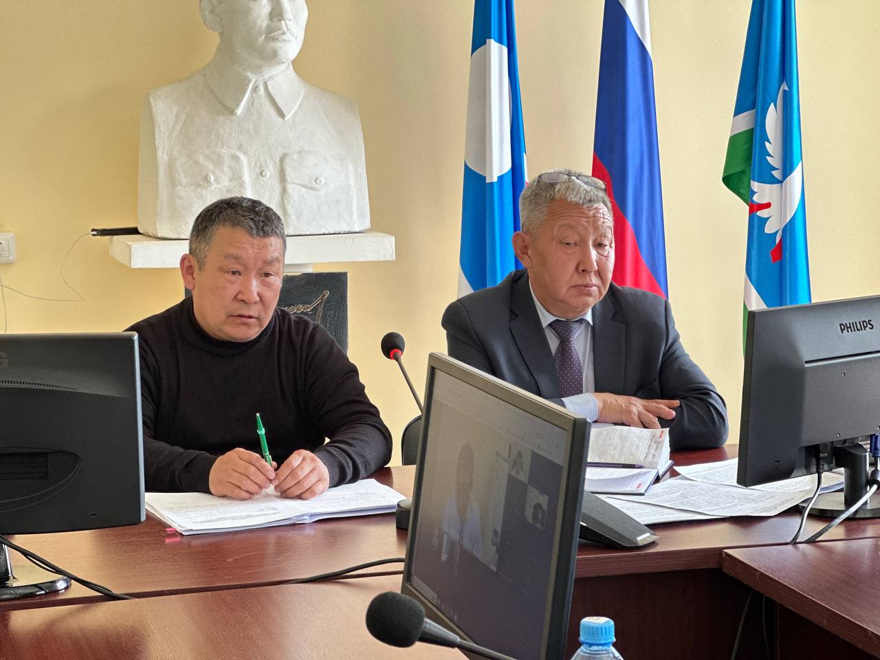 Правительство Якутии решает вопрос о расселении наслега в Намском районе