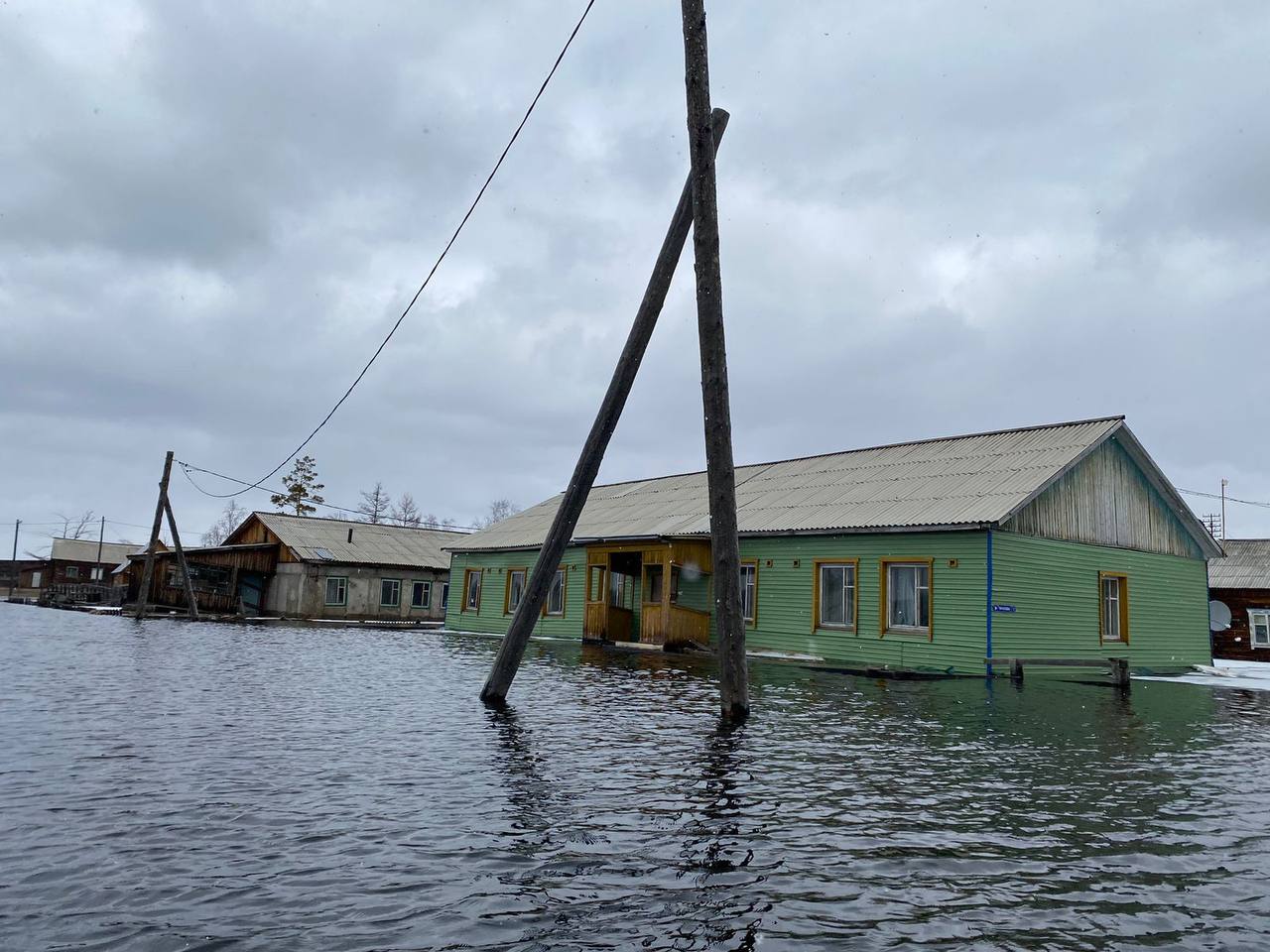 Прокуратура Горного района Якутии проводит работу по обеспечению прав пострадавших из-за паводка