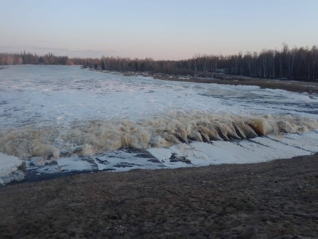Дачные участки вдоль речки Шестаковки может подтопить в Якутске