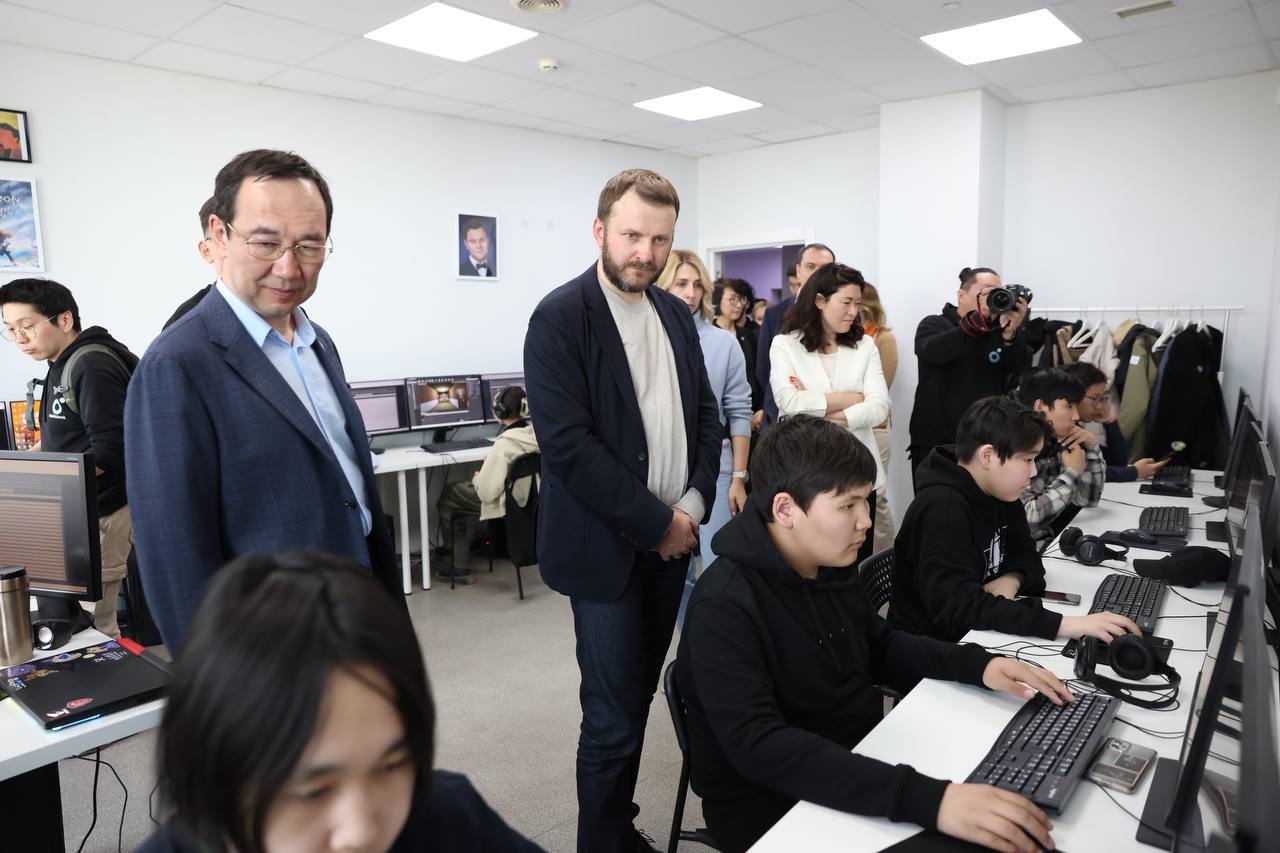 Помощник президента РФ Максим Орешкин ознакомился с якутскими разработками