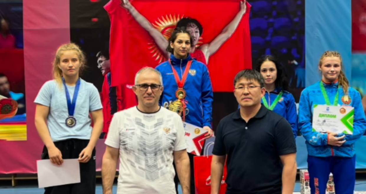 Якутянка стала чемпионкой международного турнира по женской борьбе