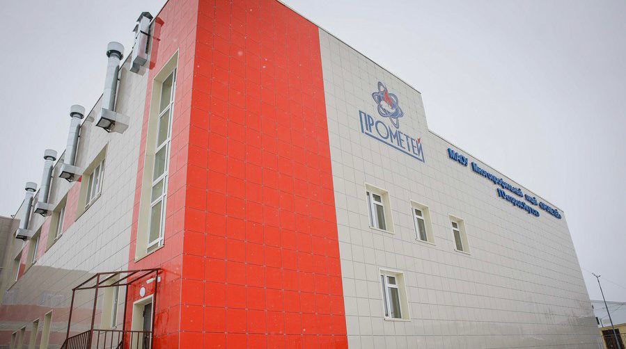 Более 900 заявлений поступило на прием в самую большую школу Якутии