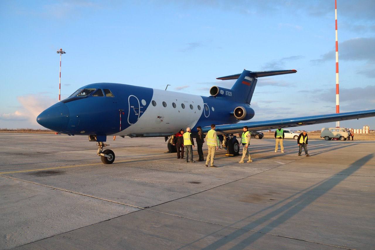 Самолет зондировщик Як-40 прибыл в Якутию