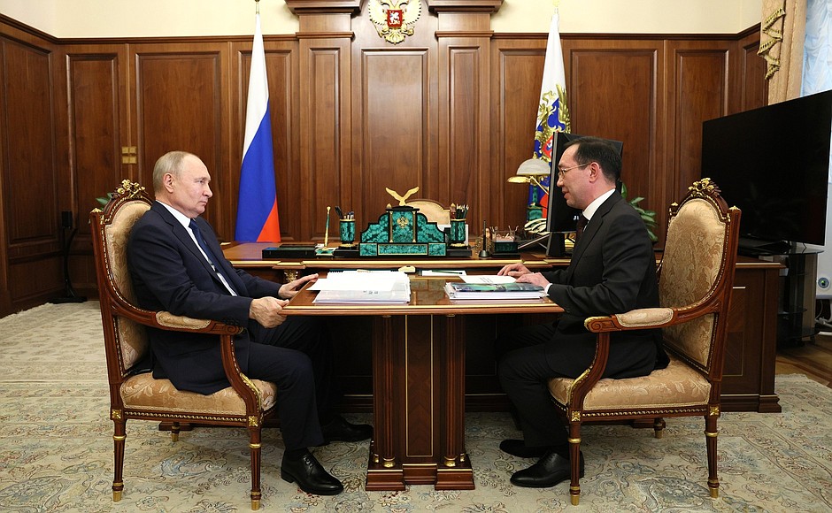 Глава Якутии доложил президенту России о результатах и планах развития республики