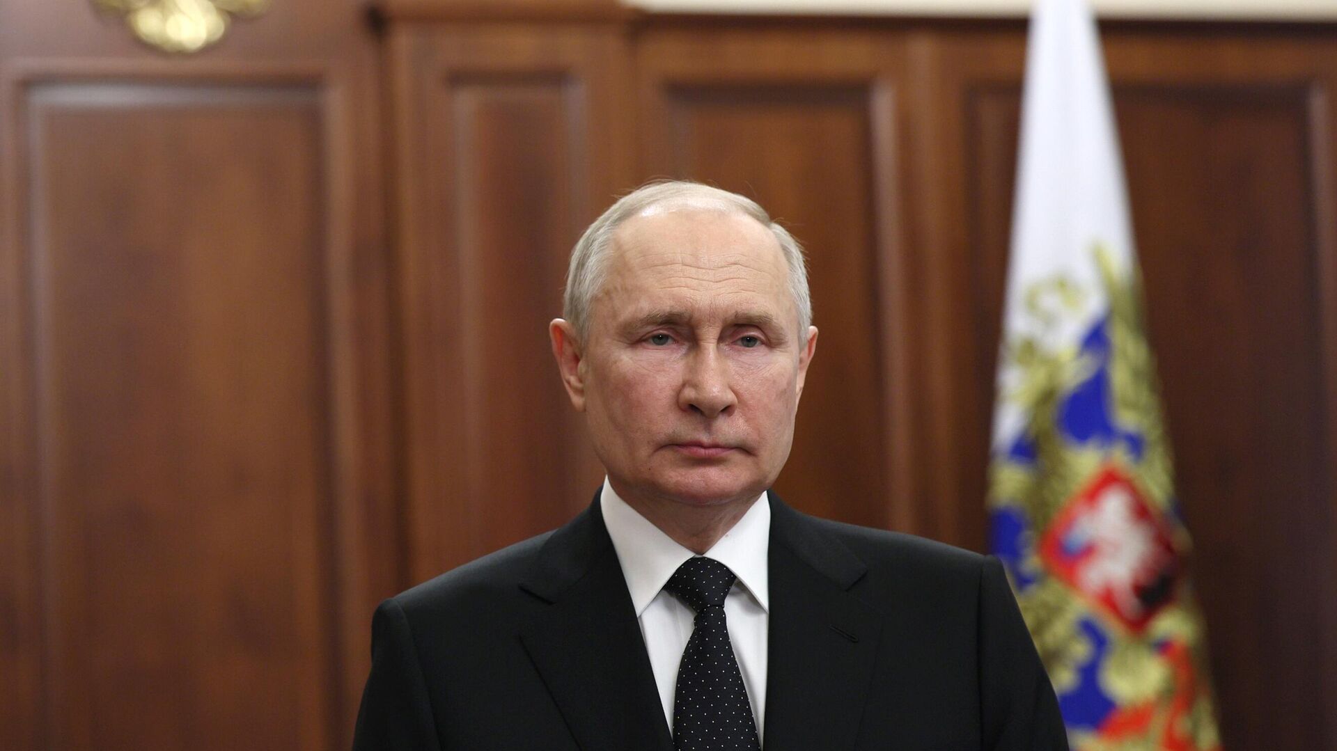 Владимир Путин выступил с новым телеобращением к россиянам