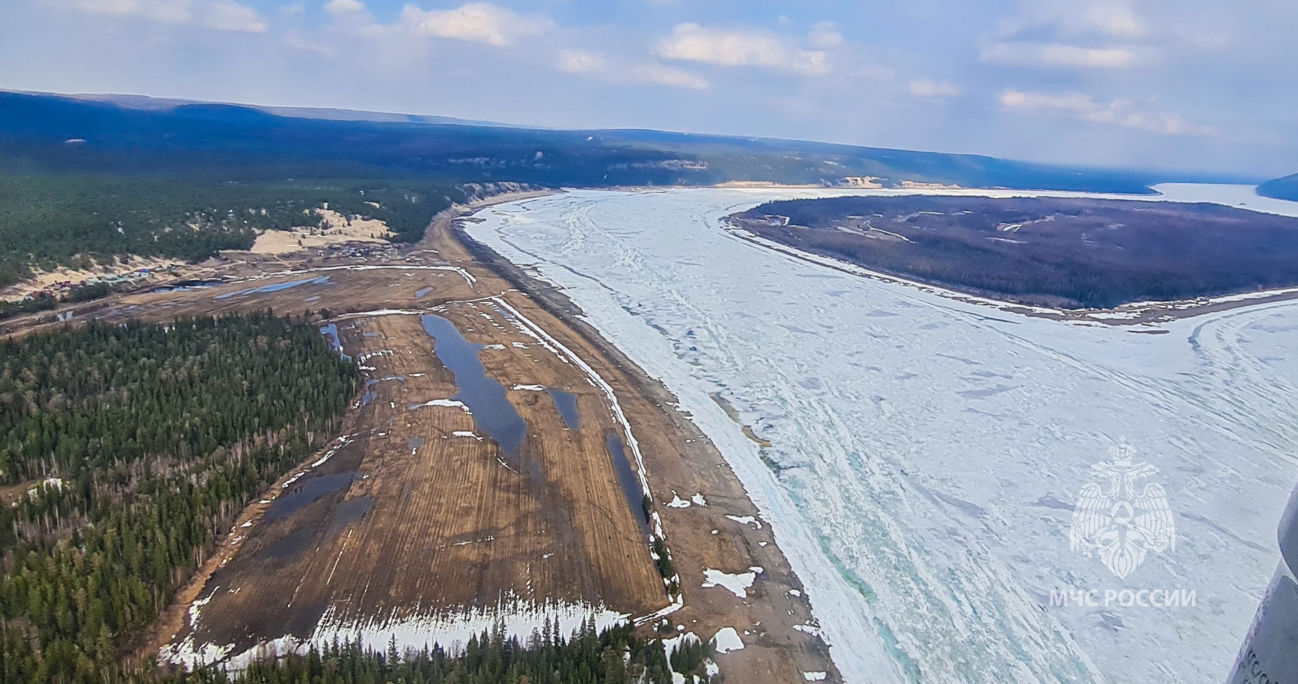 Завершение активной фазы ледохода ожидается в Якутии в первой декаде июня
