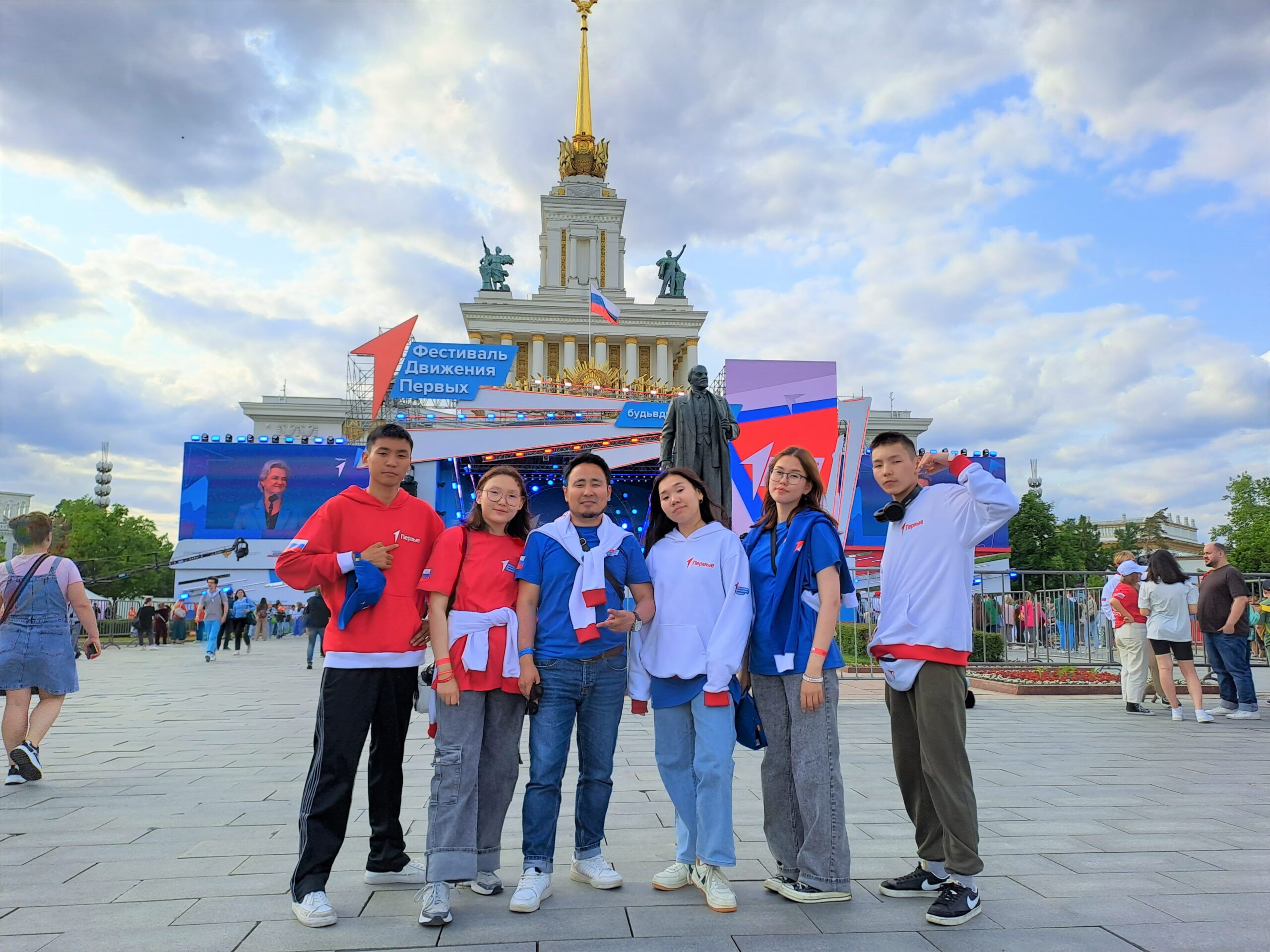 Детское движение Якутии представили на фестивале «Движения первых»