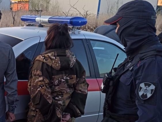 Запрещенные вещества изъяли у женщины за рулем автомобиля в Якутске