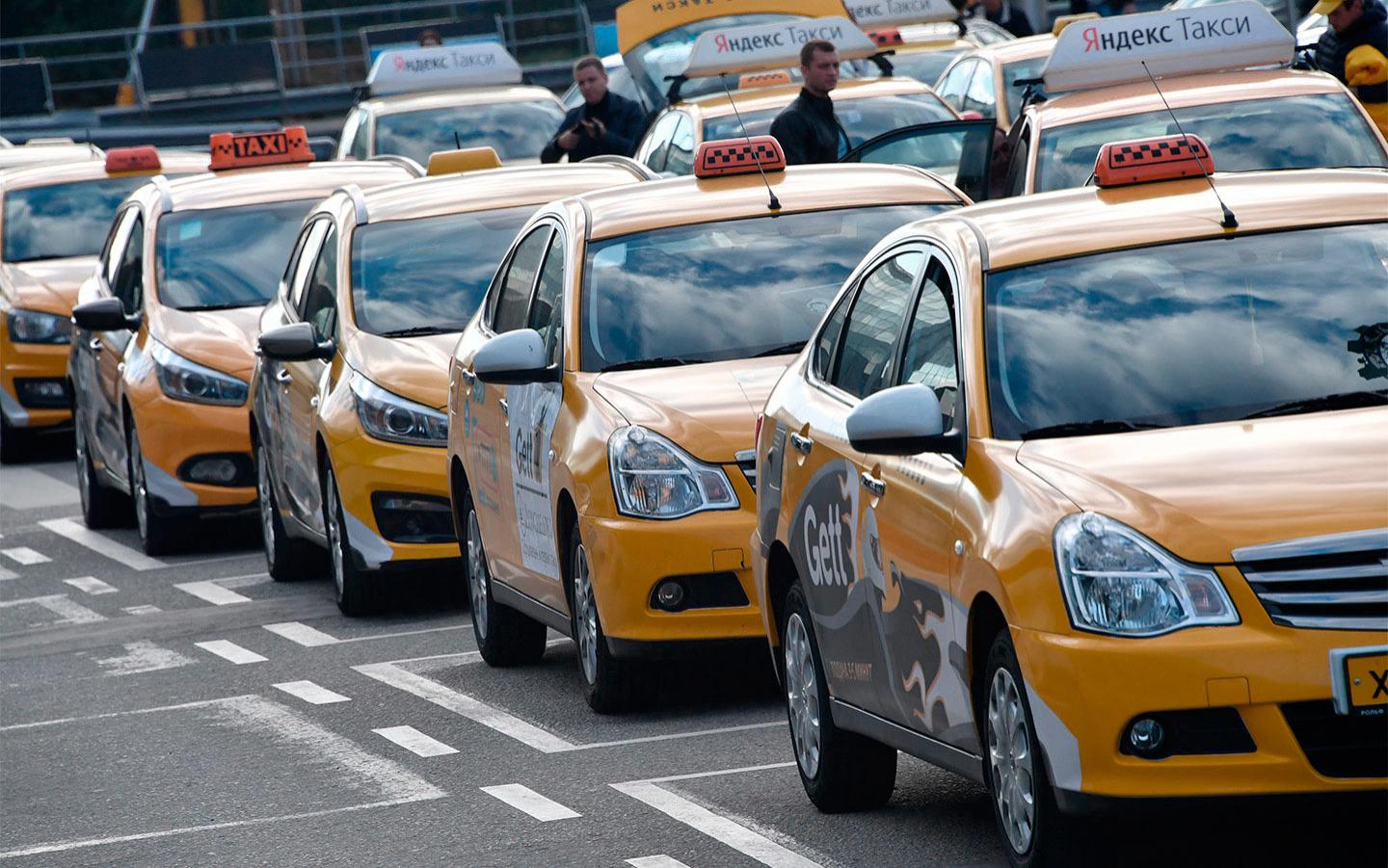 Продолжительность рабочего дня таксистов ограничат в России