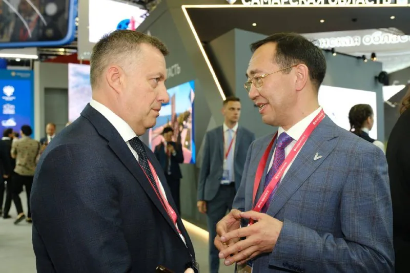 Айсен Николаев встретился с губернатором Иркутской области Игорем Кобзевым