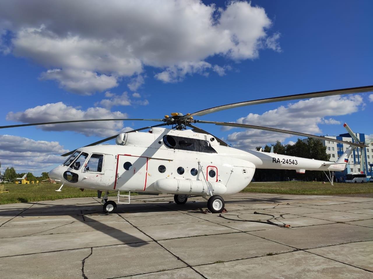 Ростех передал два вертолета авиакомпании «Полярные авиалинии»
