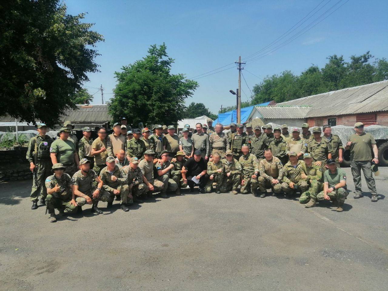 Айсен Николаев посетил территориальные опорные пункты в ДНР