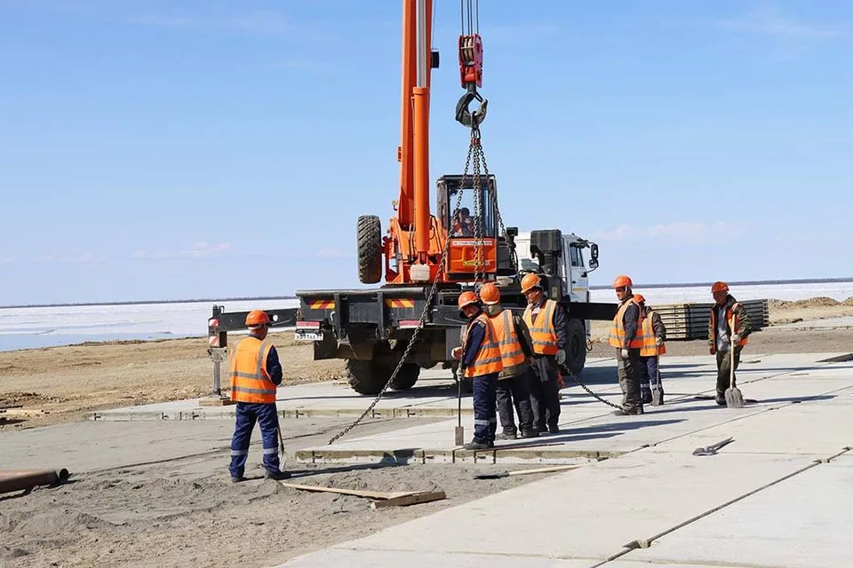 Реконструкция аэропорта продолжается в якутском поселке Черский