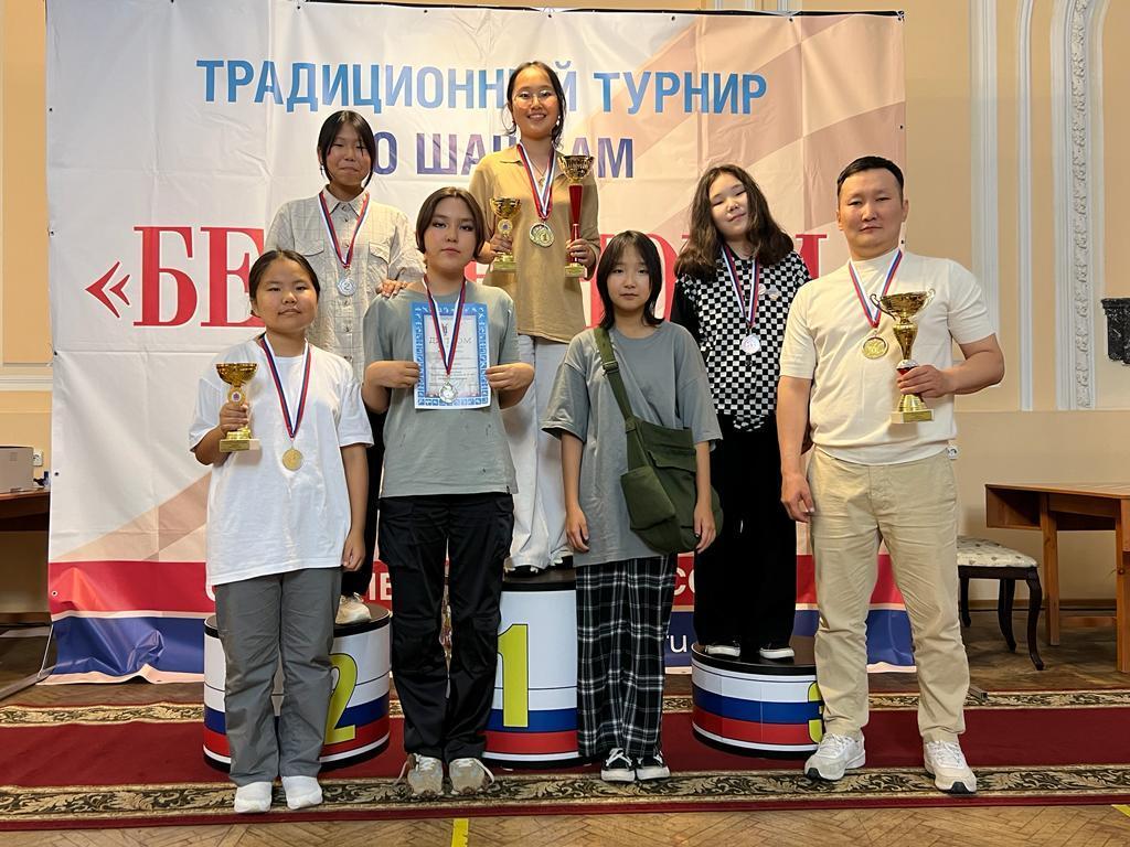 Пять золотых медалей завоевали якутяне на Всероссийском турнире по русским шашкам