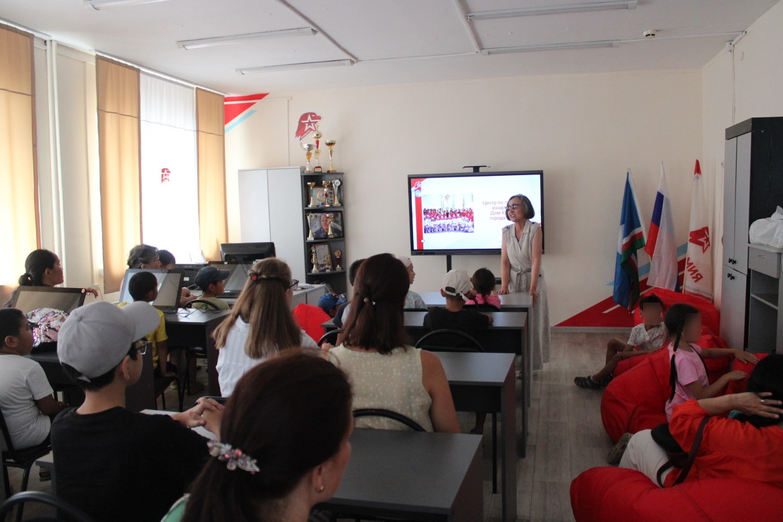 Юнармейцы Якутска провели мастер-класс для детей с ограниченными возможностями здоровья в рамках всероссийского марафона «Сила России»