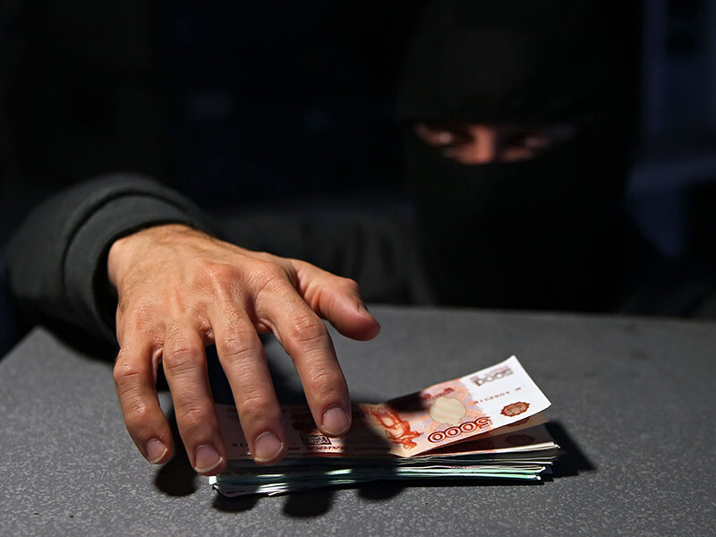 Полицейские раскрыли кражу 50 тыс рублей в Якутске