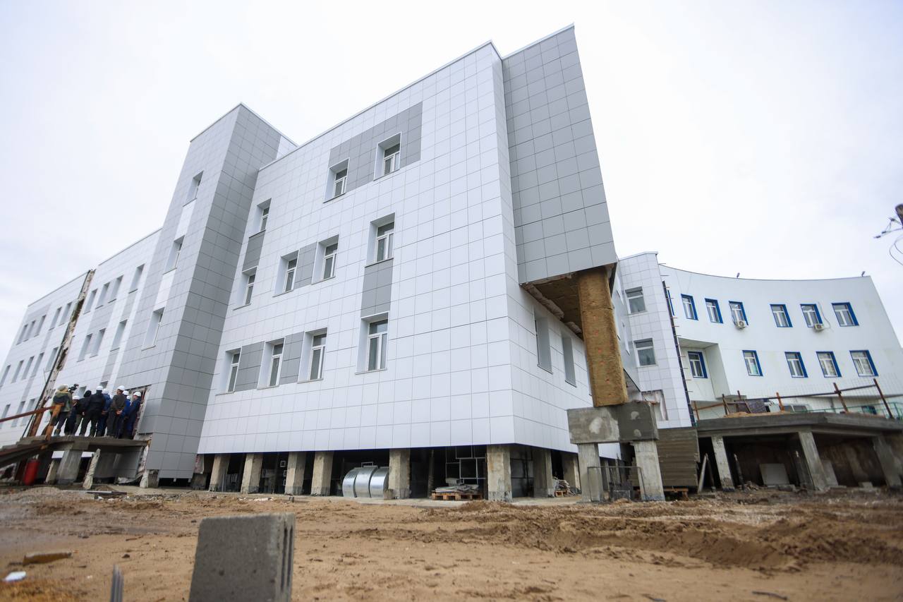 Стройготовность больничного комплекса в Чурапчинском районе составляет 71%
