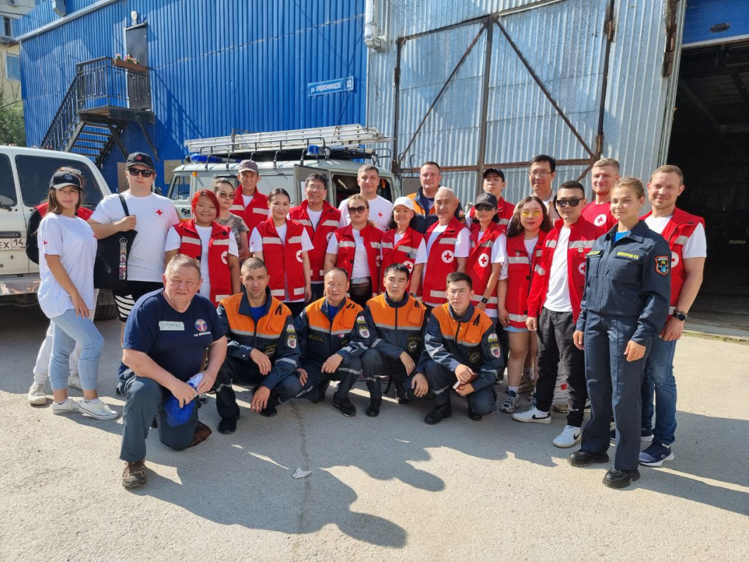Спасатели аварийно-спасательной службы Якутска провели тренинг для добровольцев
