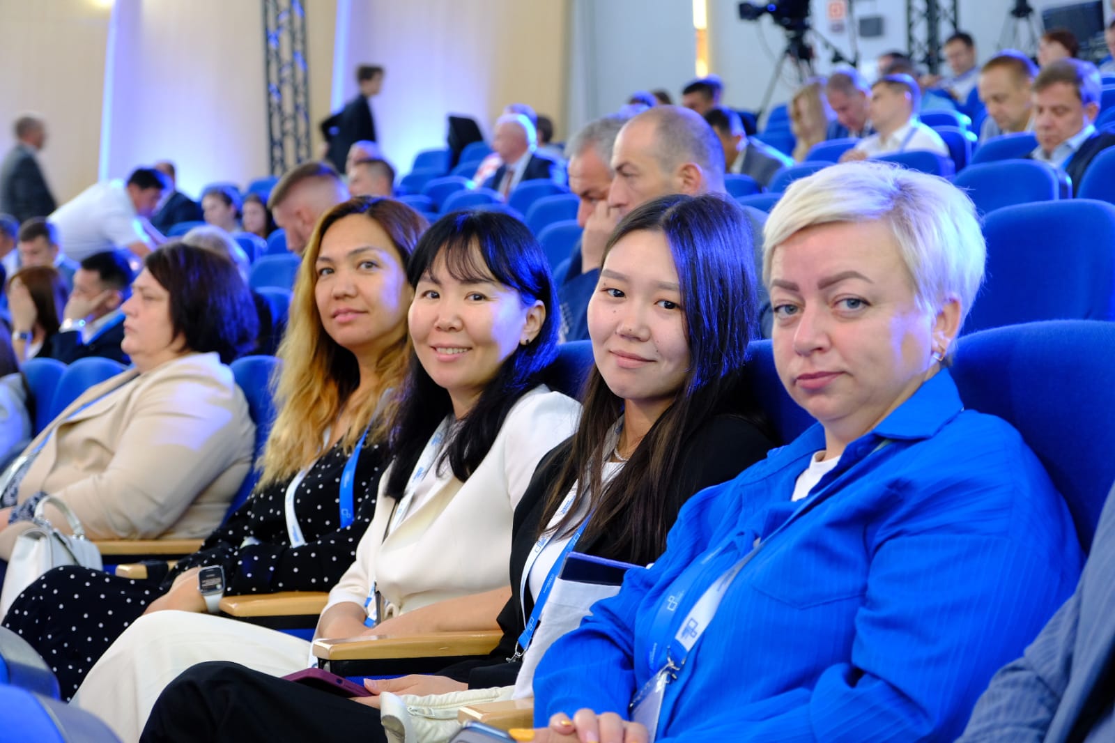 Якутская делегация принимает участие в форуме малых городов и исторических поселений во Владивостоке
