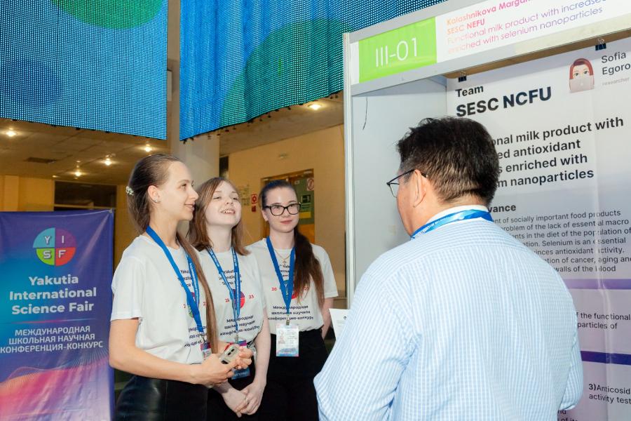 «Yakutia International Science Fair»: Постерная сессия для экспертов завершилась в СВФУ