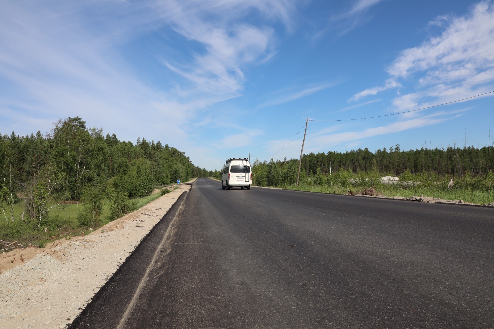 Укладку асфальта на участке автодороги «Амга» завершили в Якутии