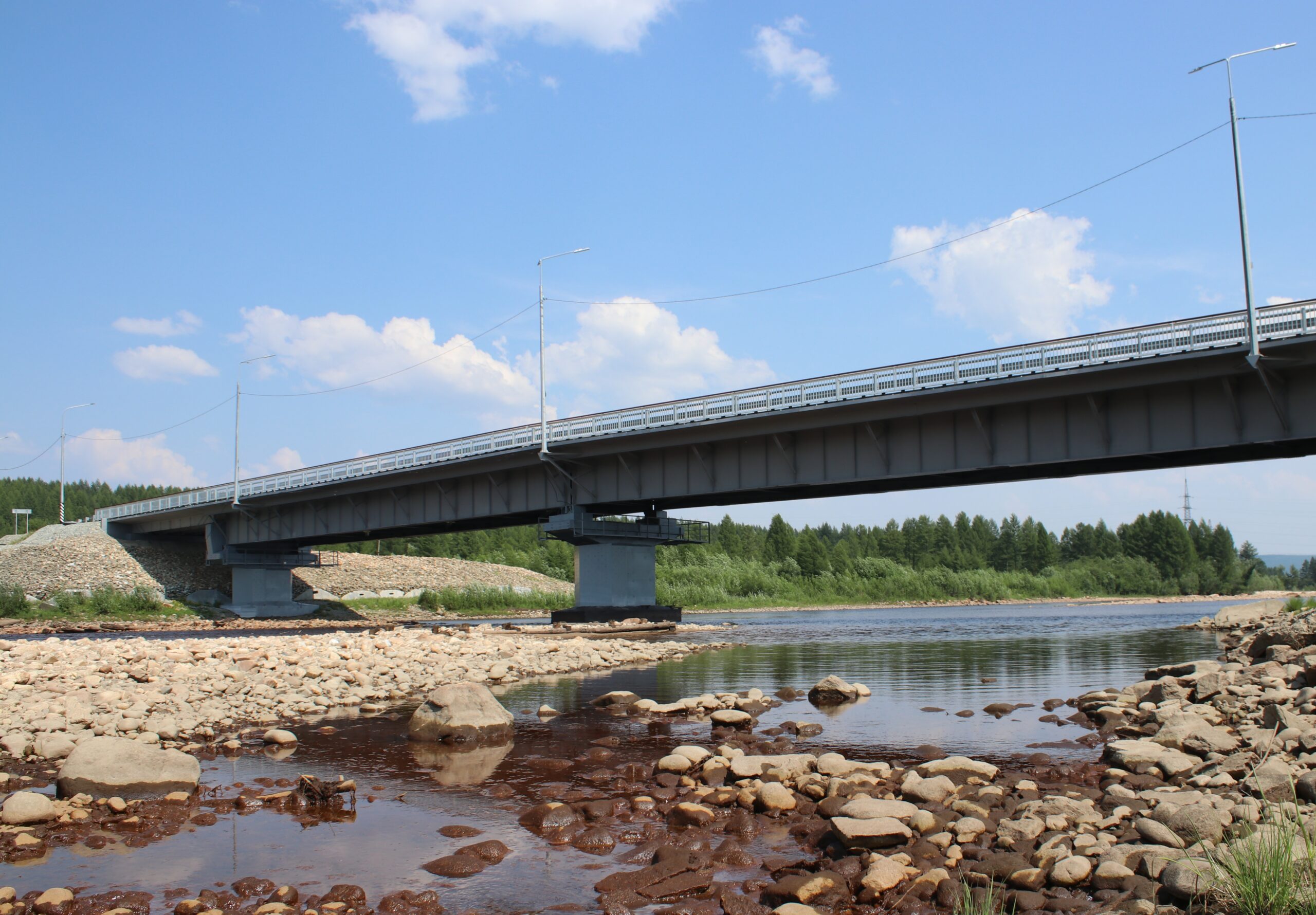 Мост через реку Иенгру отремонтировали на трассе «Лена» в Нерюнгринском районе