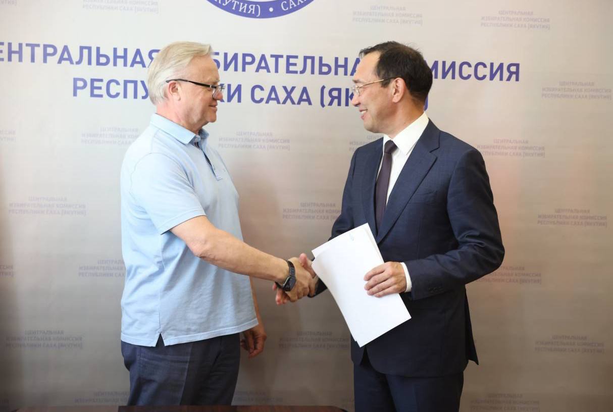 Айсен Николаев подал документы на участие в выборах главы Якутии